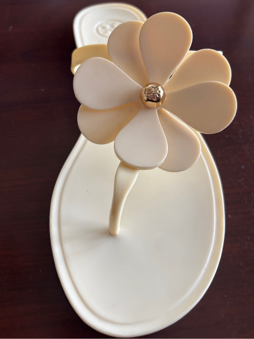 Tory Burch Cream Floral Jelly Thong Sandals - Picture 2 of 8